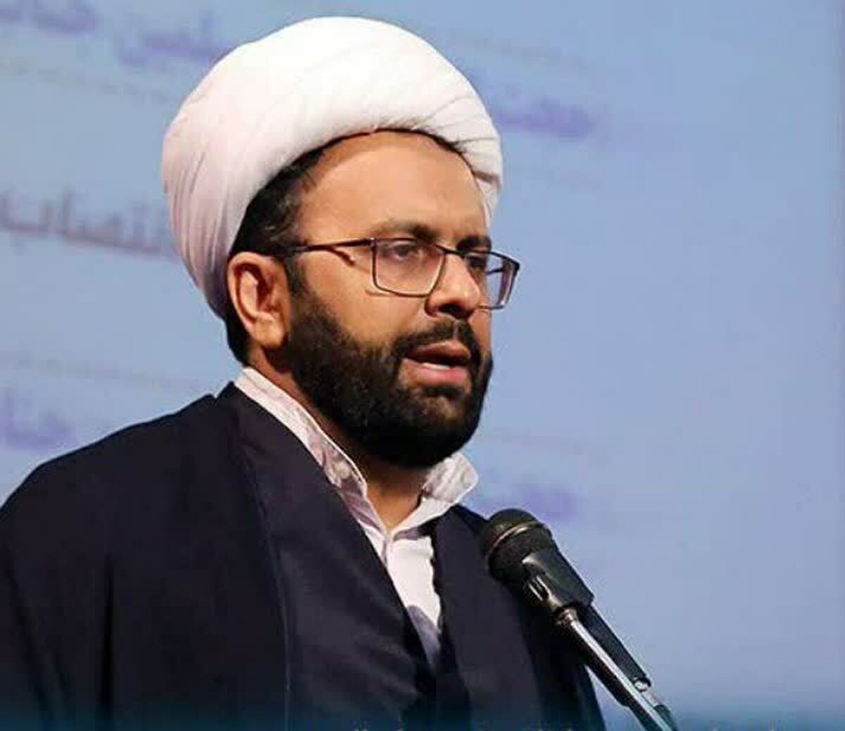 یک کارمند در امور گمرکی بازداشت شد