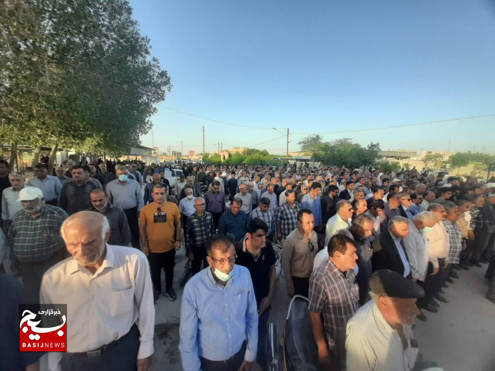 آسمانی شدن مادر شهید «حمدالله گندمکار» و تشییع در هندیجان