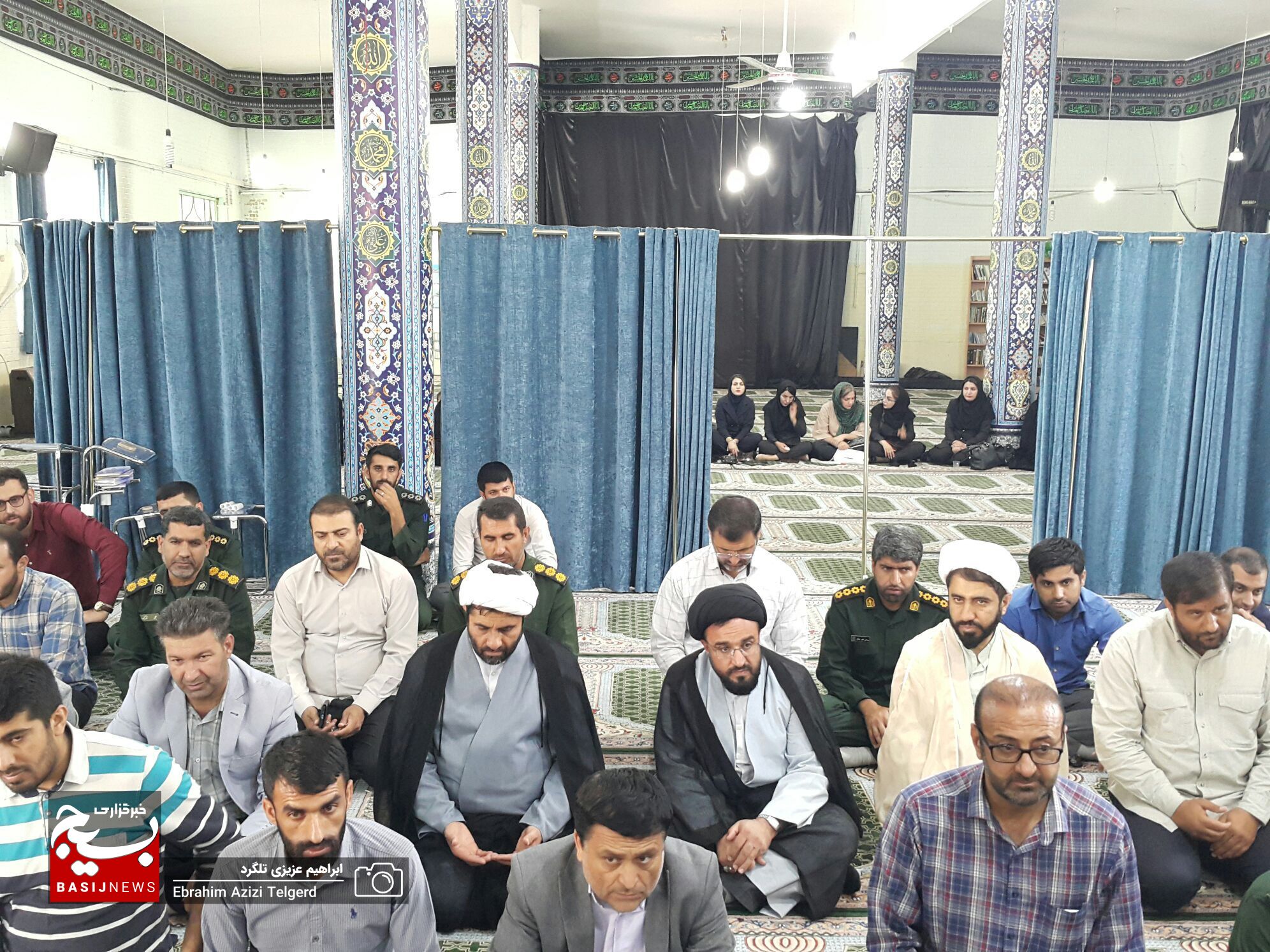 ادای احترام به مقام خبرنگار فقید
