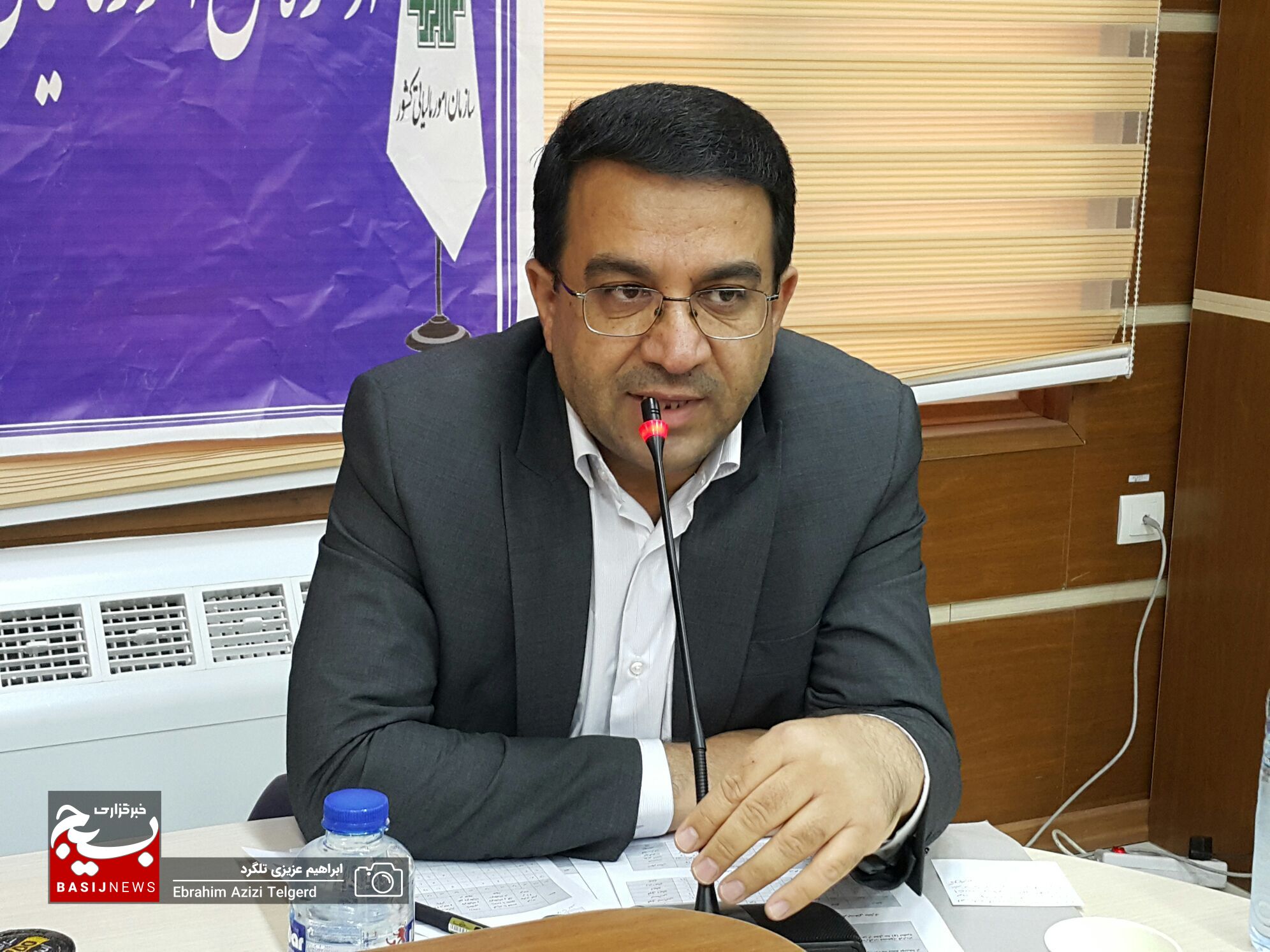 تجلیل از کارکنان ایثارگر و فرزندان شاهد امور مالیاتی کهگیلویه و بویراحمد