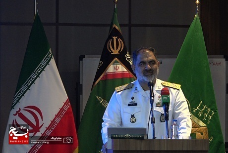 تشریح عملیات ناوگروه 86 با حضور امیر شهرام ایرانی فرمانده نیروی دریایی ارتش جمهوری ایران برگزار شد