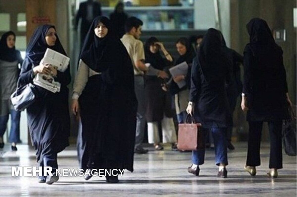در برنامه خط سوم؛
مد و لباس زنان در برنامه تلویزیونی نقد می شود