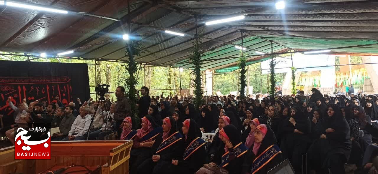 سبک زندگی شهدا الگوی درست برای جوانان است / هیچ کشوری مانند ایران در مقابل دشمنان مقاومت ندارد سبک زندگی شهدا الگوی درست برای جوانان است / هیچ کشوری مانند ایران در مقابل دشمنان مقاومت ندارد