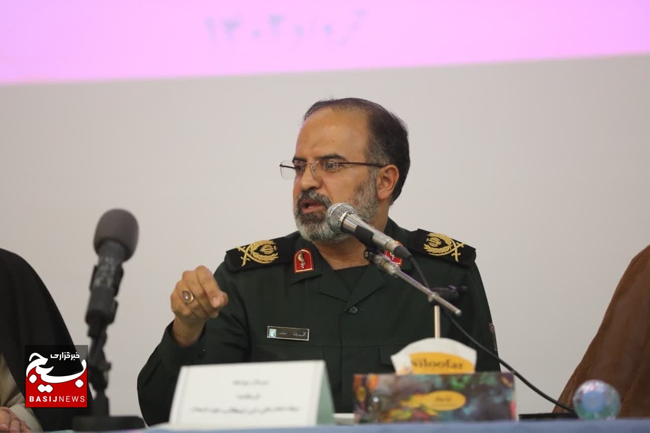 سردار موحد: جهاد تبیین راه آزادسازی گره‌های ذهنی نسل جوان است