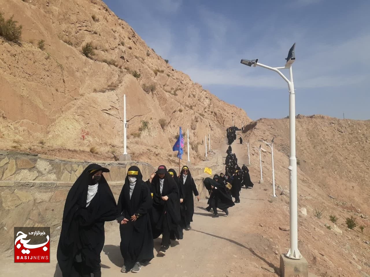 اولین کوهپیمایی گردانهای کوثر سپاه علی ابن ابیطالب (ع) برگزار شد اولین کوهپیمایی گردانهای کوثر سپاه علی ابن ابیطالب (ع) برگزار شد
