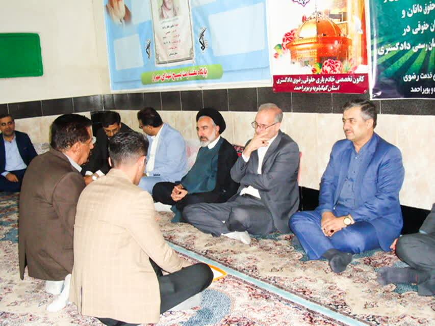 میز خدمت چهارشنبه های امام رضایی در روستای مهریان یاسوج
