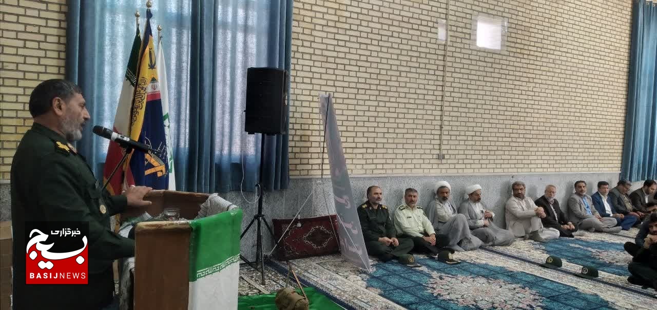 یادمانهای شهدای گمنام، نماد مقاومت مردم ایران در برابر دنیای استکبار هستند یادمانهای شهدای گمنام، نماد مقاومت مردم ایران در برابر دنیای استکبار هستند