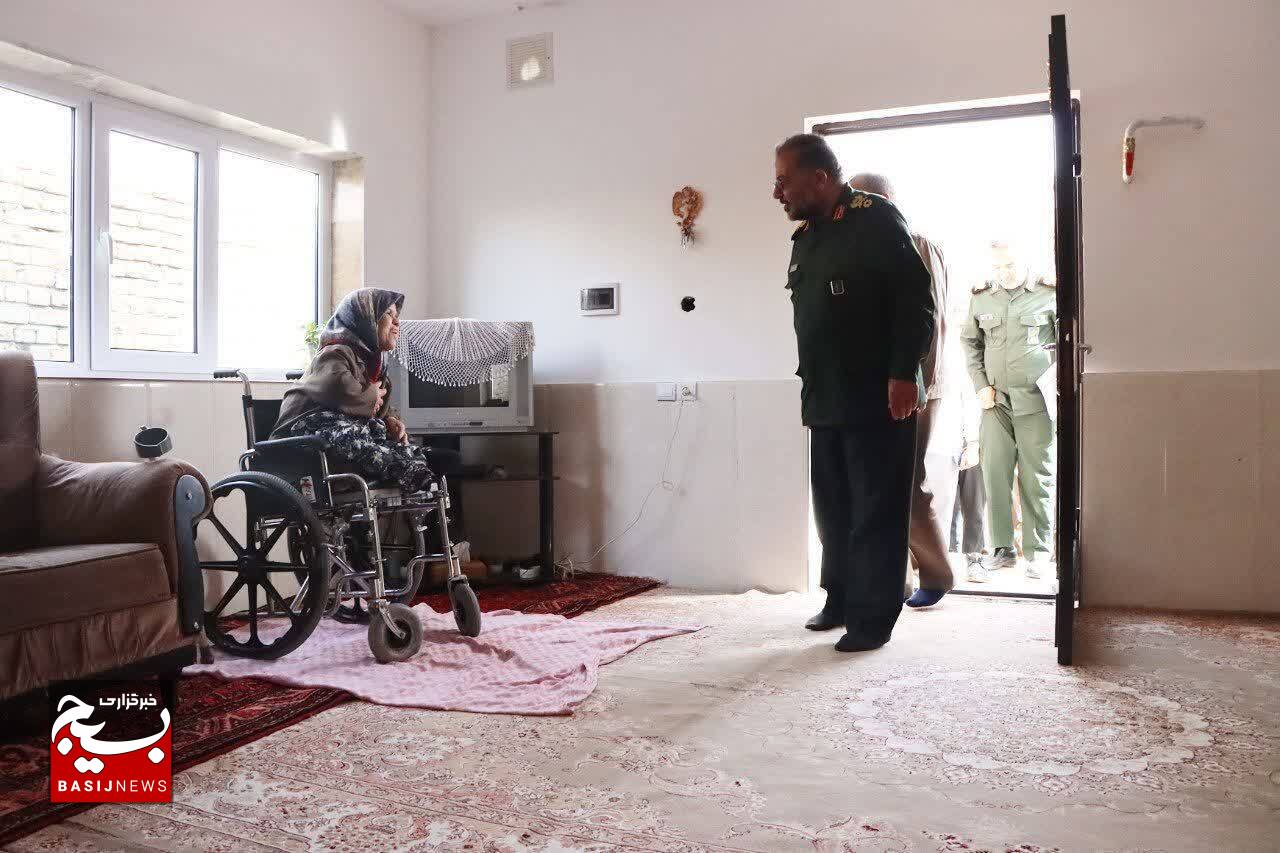افتتاح سه پروژه ساخت منازل مسکونی در روستای سیلزده آهنگران استان مرکزی توسط رئیس سازمان بسیج مستضعفین افتتاح سه پروژه ساخت منازل مسکونی در روستای سیلزده آهنگران استان مرکزی توسط رئیس سازمان بسیج مستضعفین