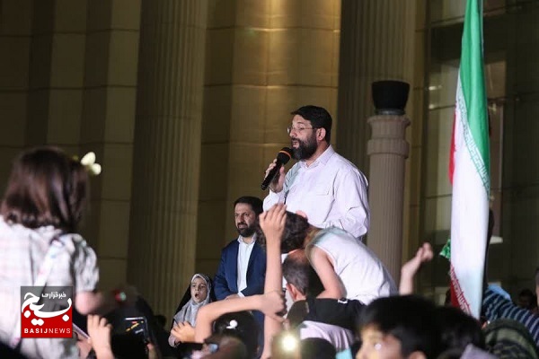 جشن بزرگ غدیر در شهرک گلستان شیراز با حضور ابودر روحی و اجرای سرود سلام فرمانده