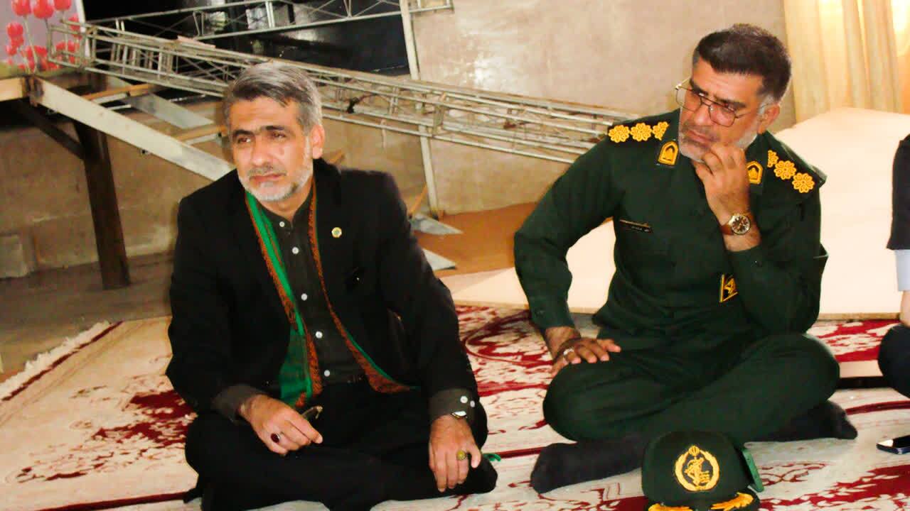 آیین تجدید میثاق با آرمان‌های شهدا و ارائه خدمات حقوقی رایگان به مردم در گلزار شهدای یاسوج