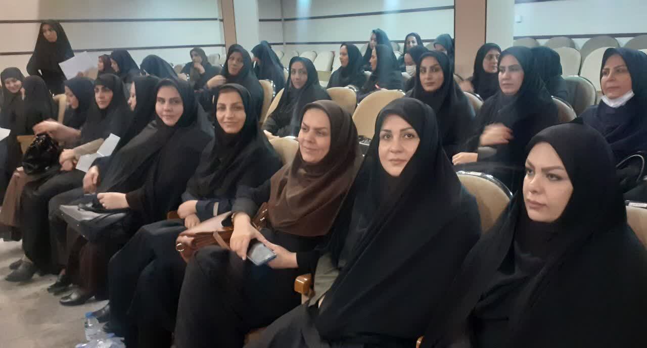 برگزاری همایش عفاف و حجاب صنوبرترین صنوبرها در گچساران