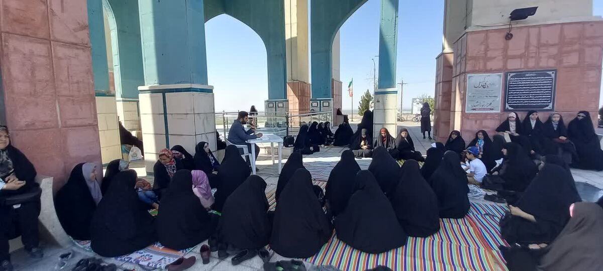 پیاده روی روز مباهله در تپه نورالشهدا