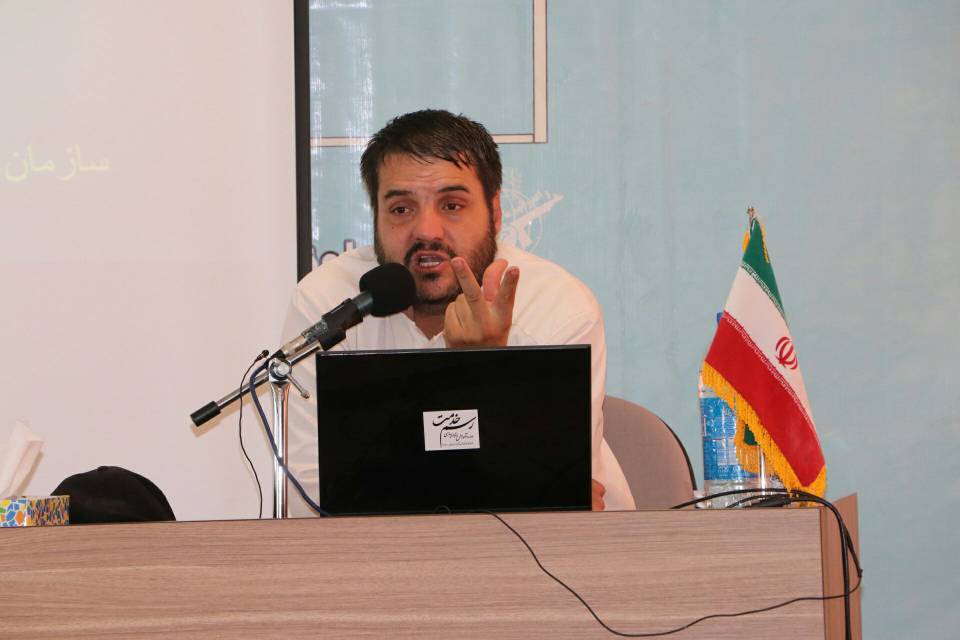 قرارگاهها بازوی اجرای بسیج سازندگی و مجامع در کارهای جهادی هستند قرارگاهها بازوی اجرای بسیج سازندگی و مجامع در کارهای جهادی هستند