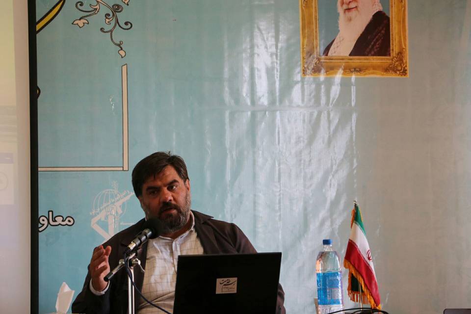 قرارگاهها بازوی اجرای بسیج سازندگی و مجامع در کارهای جهادی هستند قرارگاهها بازوی اجرای بسیج سازندگی و مجامع در کارهای جهادی هستند