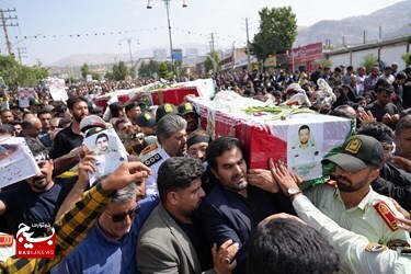 تشییع با شکوه دو شهید فراجا در یاسوج