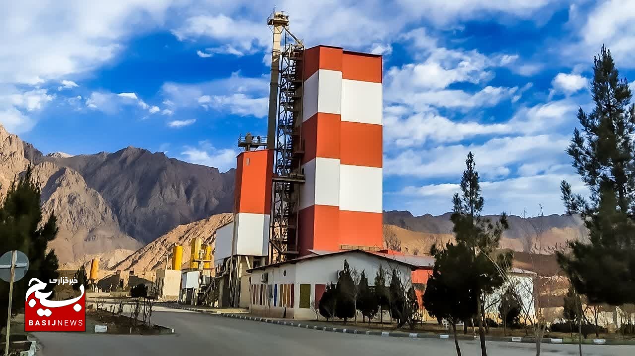 تولید مصالح بتنی فاقد درشت دانه توسط جوان مخترع سمنانی تولید مصالح بتنی فاقد درشت دانه توسط جوان مخترع سمنانی