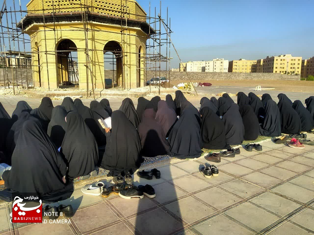 تجدید میثاق بانوان بسیجی گردان کوثر منطقه پردیسان قم با «شهید گمنام»