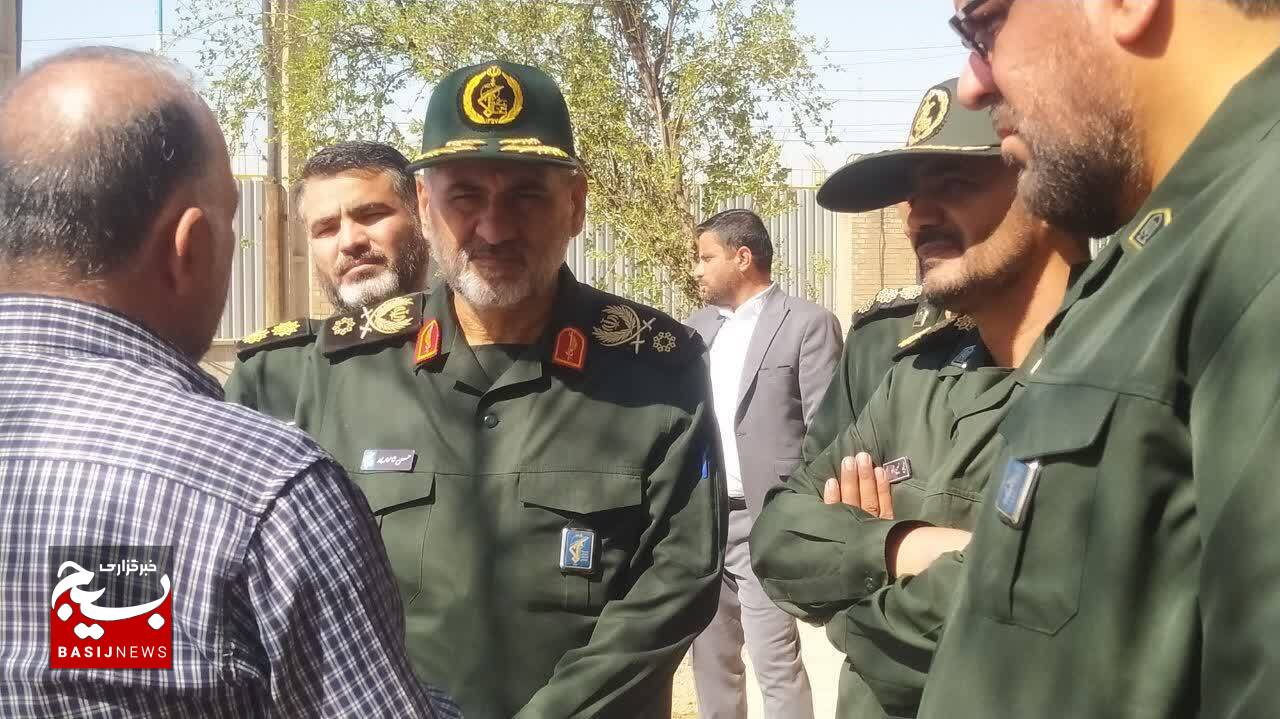 فرمانده سپاه خوزستان از سازمان بسیج کارمندی استان بازدید کرد فرمانده سپاه خوزستان از سازمان بسیج کارمندی استان بازدید کرد