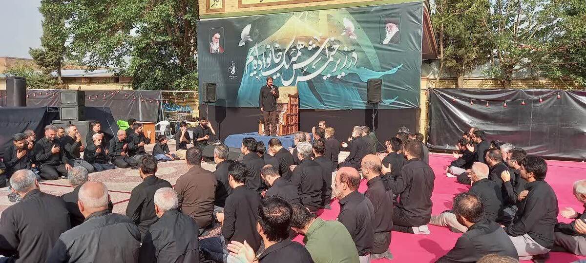 برگزاری مراسم عزاداری حسینی در هیئت رزمندگان استان قزوین

 