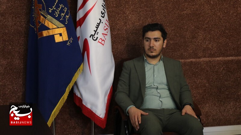 رسانه‌ها به جهاد تبیین و جهاد خدمات‌رسانی بپردازند