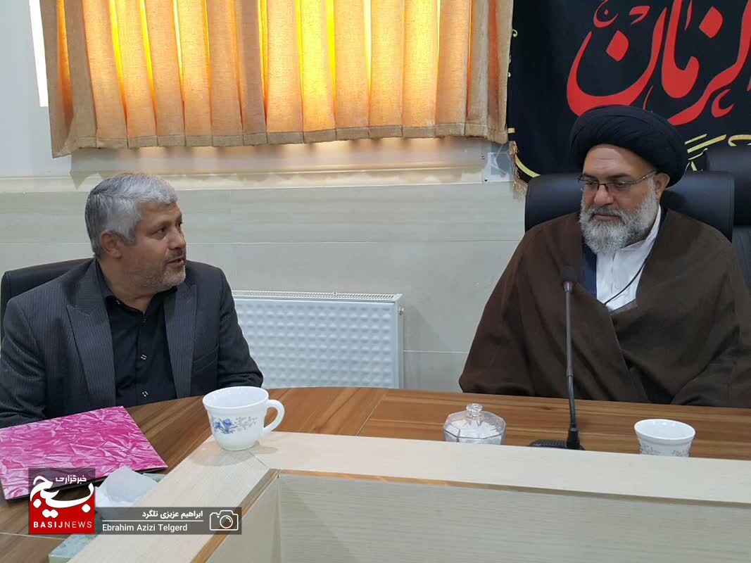 دیدار مدیرعامل و اعضای هیئت مدیره مجمع خیرین سلامت استان با نماینده ولی فقیه