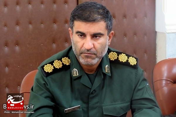 آزادگان الگوی مثال زدنی صبر و استقامت هستند.