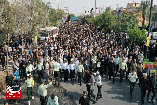 شهید ‌الله‌پور در زادگاهش آرام گرفت + عکس