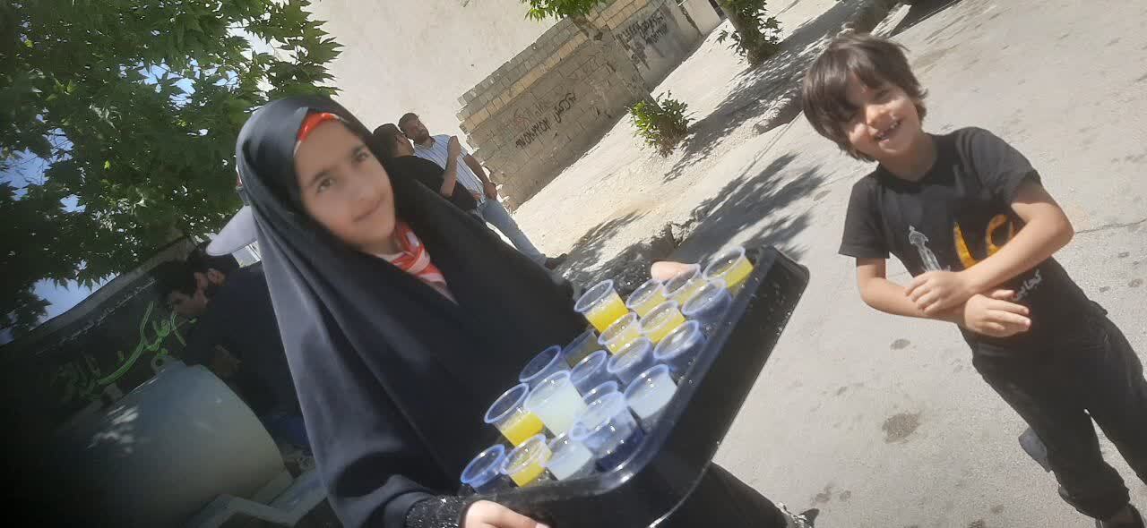 موکب داری سازمان بسیج مهندسین عمران و معماری سپاه فتح در روز عاشورا