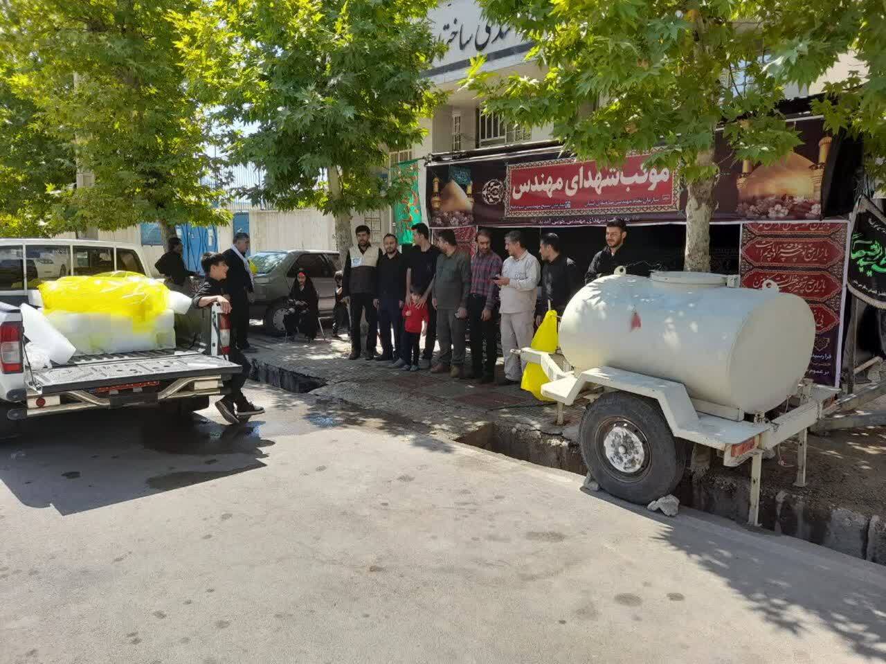 موکب داری سازمان بسیج مهندسین عمران و معماری سپاه فتح در روز عاشورا