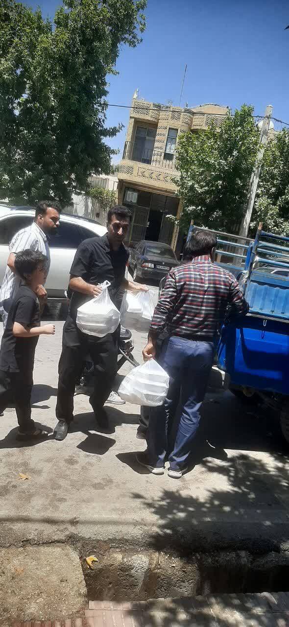 موکب داری سازمان بسیج مهندسین عمران و معماری سپاه فتح در روز عاشورا
