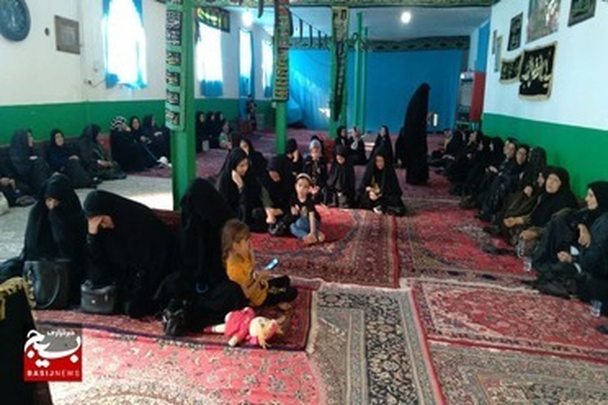 گزارش تصویری؛
برگزاری نشست‌های بصیرتی و روشنگری به همت حوزه حضرت معصومه (س) صالح‌آباد