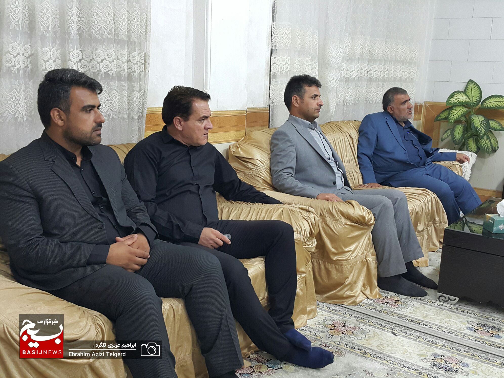 دیدار و عیادت فرمانده تیپ ۴۸ فتح از یک جانباز در یاسوج