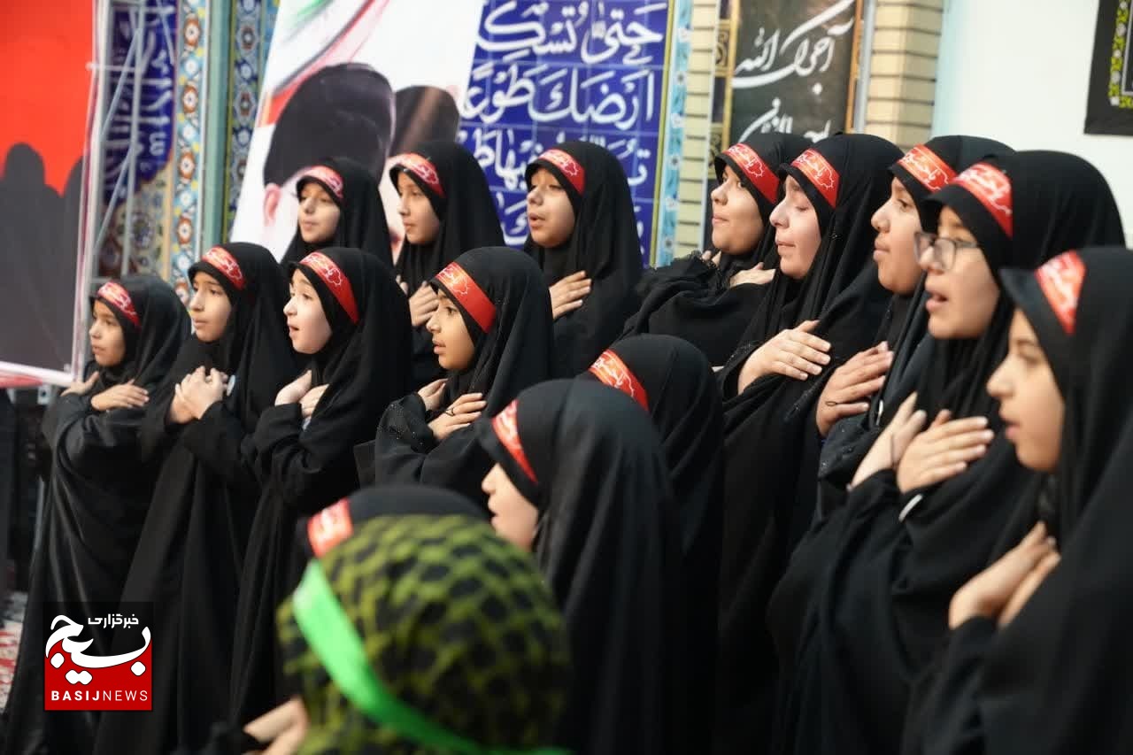 فرهنگ عاشورا؛ مایۀ حیات، رشد و بالندگی است/ زن ایرانی باید همانند زینب(س) عاشورایی باشد فرهنگ عاشورا؛ مایۀ حیات، رشد و بالندگی است/ زن ایرانی باید همانند زینب(س) عاشورایی باشد