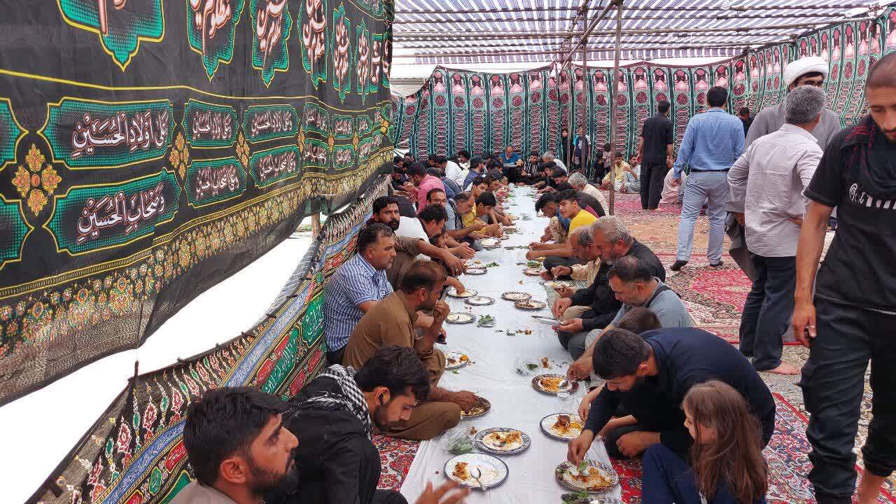 توزیع روزانه ۵۰۰ هزار پرس غذا و میان وعده در موکب مردمی میراث‌فرهنگی کهگیلویه و بویراحمد