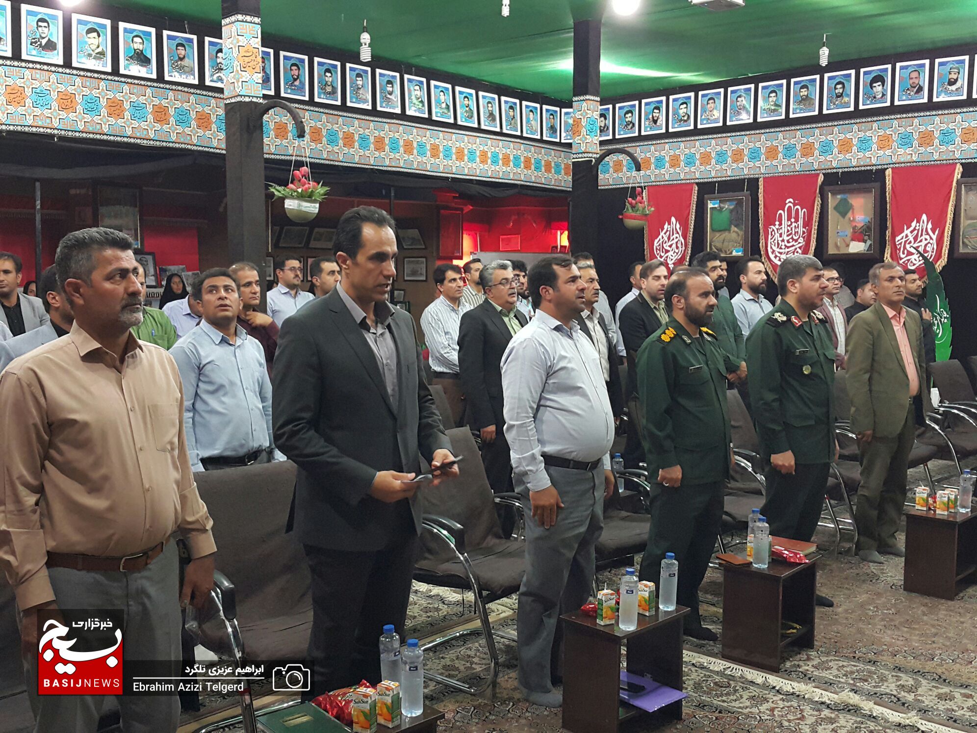 اصناف و بازاریان تحت تاثیر جوسازی رسانه ای دشمن قرار  نگیرند