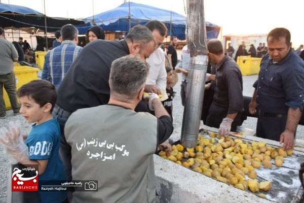 عشق و ارادتی که کوچک و بزرگ نمی‌شناسند