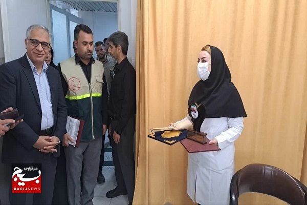 از پزشکان گروه جهادی سفیران سلامت بسیج جامعه پزشکی تقدیر شد+تصاویر