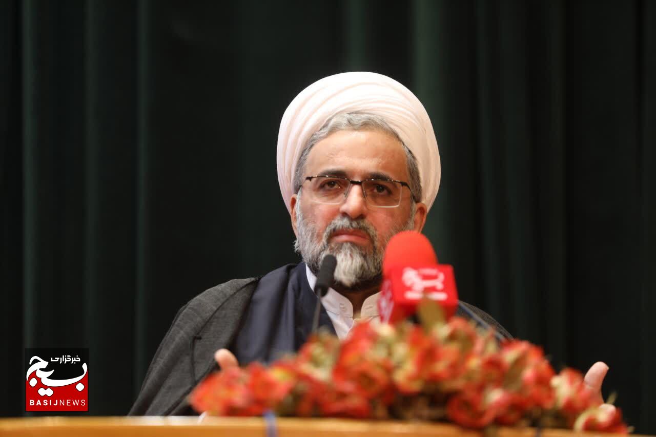 رویارویی سنگین در جنگ روایتها / تشکیلات، انسجام لازم و تقویت جبهه رسانه ای راهکارغلبه بر دشمن است رویارویی سنگین در جنگ روایتها / تشکیلات، انسجام لازم و تقویت جبهه رسانه ای راهکارغلبه بر دشمن است