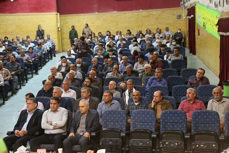 تجلیل از پیشکسوتان جهاد و مقاومت  در شهرستان گچساران