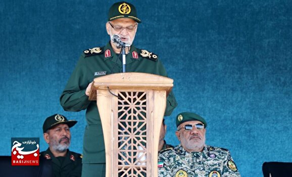 هفته دفاع مقدس، نماد وحدت و همدلی نیروهای مسلح است