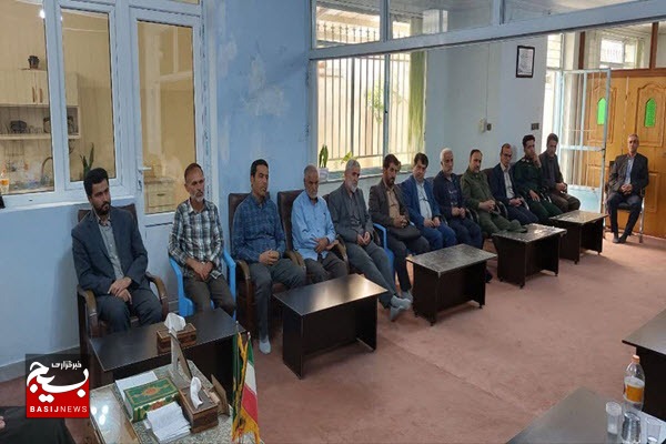 تنها راه نجات در برابر هجمه دشمنان تبیین گنجینه دفاع مقدس است