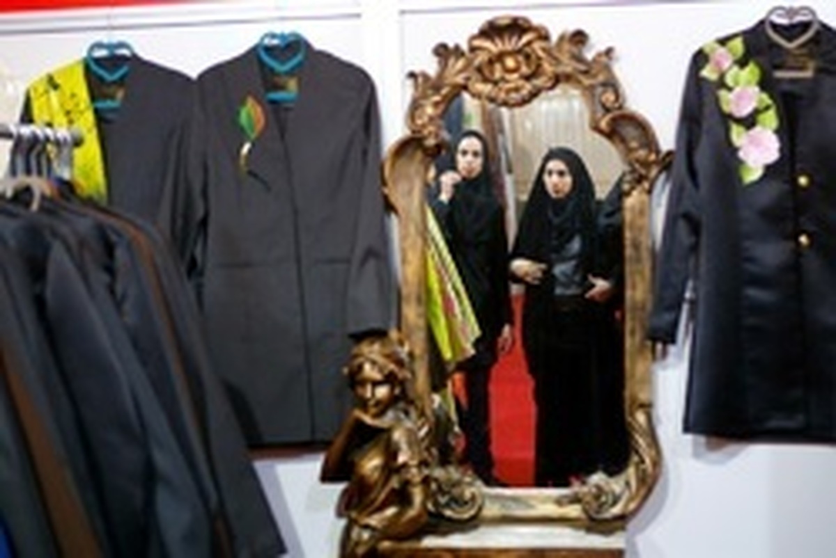 گفت‌وگوی با مدیرعامل گروه پژوهشی تحقیقات نساجی یک مؤسسه درباره نقش مد و لباس در مدیریت فضای عفاف و حجاب
فقدان شاخص‌های روشن حجاب، طراحان را سردرگم کرده است