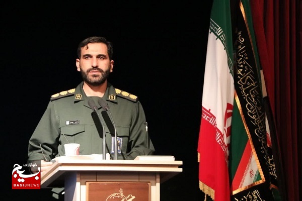 حفظ انسجام و آمادگی در بسیج با برنامه ریزی مستمر فرماندهان امکان پذیر است/ موفقیت در هر زمینه‌ای با روحیه بسیجی تضمین می‌شود +تصاویر