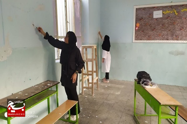 اردوی جهادی ۱۰ روزه‌ی رنگ آمیزی دبستان قائم مقام جهرم برگزار شد+عکس