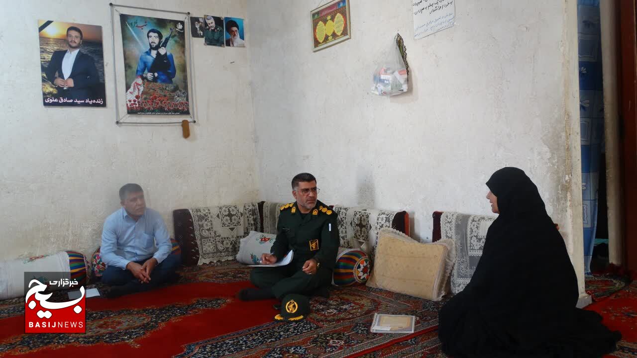 تجلیل بسیج حقوق دانان استان از خانواده شهیدان خوید و شفیعیان