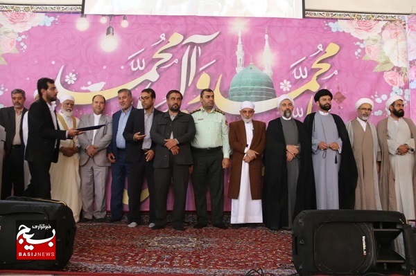 از مهندسین شیعه و سنی فعال در محرومیت‌زدایی تجلیل شد +عکس