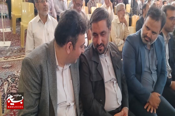 از مهندسین شیعه و سنی فعال در محرومیت‌زدایی تجلیل شد +عکس