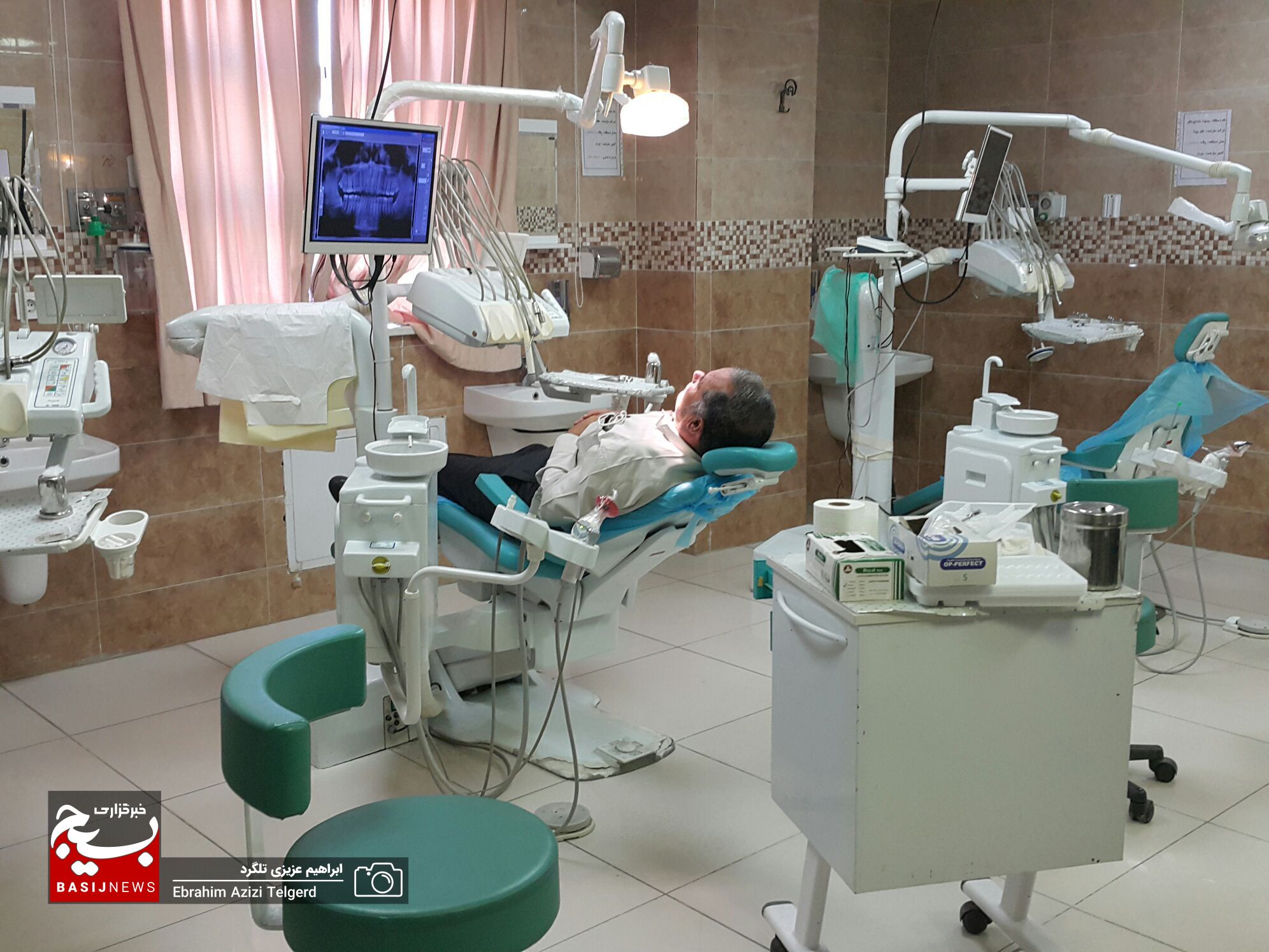 ارایه خدمات درمانی در درمانگاه امام صادق (ع ) سپاه فتح با مناسب ترین قیمت ها/ طرف قرارداد با بیمه های پایه و تکمیلی
