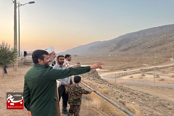 انجام تمرینات شبیه سازی عملیات کربلای ۵ در شهرستان ارسنجان انجام تمرینات شبیه سازی عملیات کربلای ۵ در شهرستان ارسنجان
