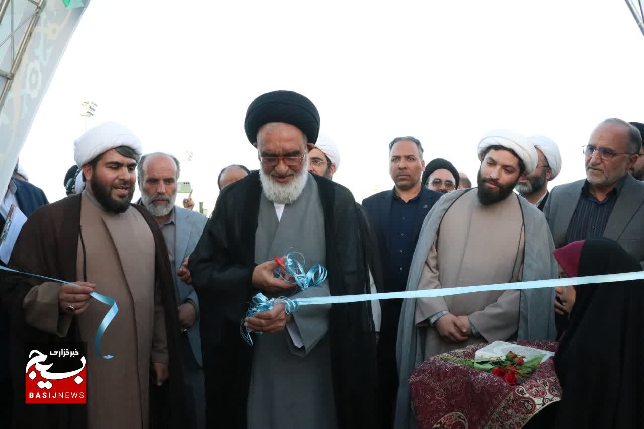 فلسفه تأسیس مسجد برای بهره‌مندی مردم بوده است